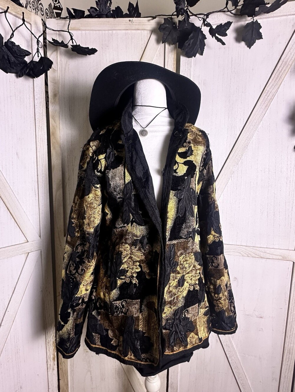 Whimsigoth Black Gold leaf tapestry Button Front Jacket moody romantic witchy L